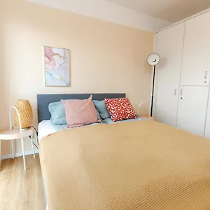  Apartment Fullhouse - - K28 A - Southern Center